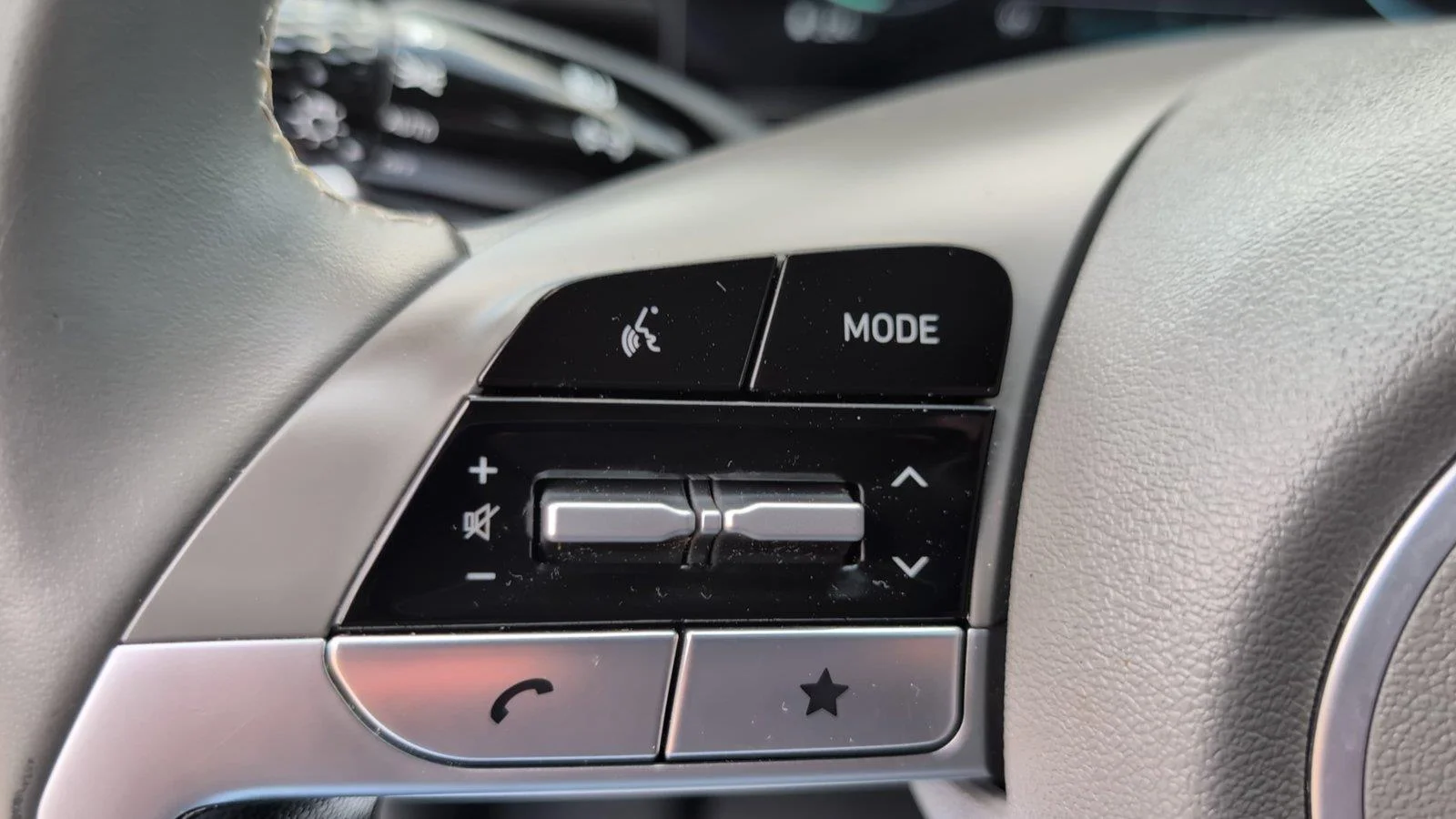 Used 2025 Intense Blue Hyundai SEL Convenience image 28