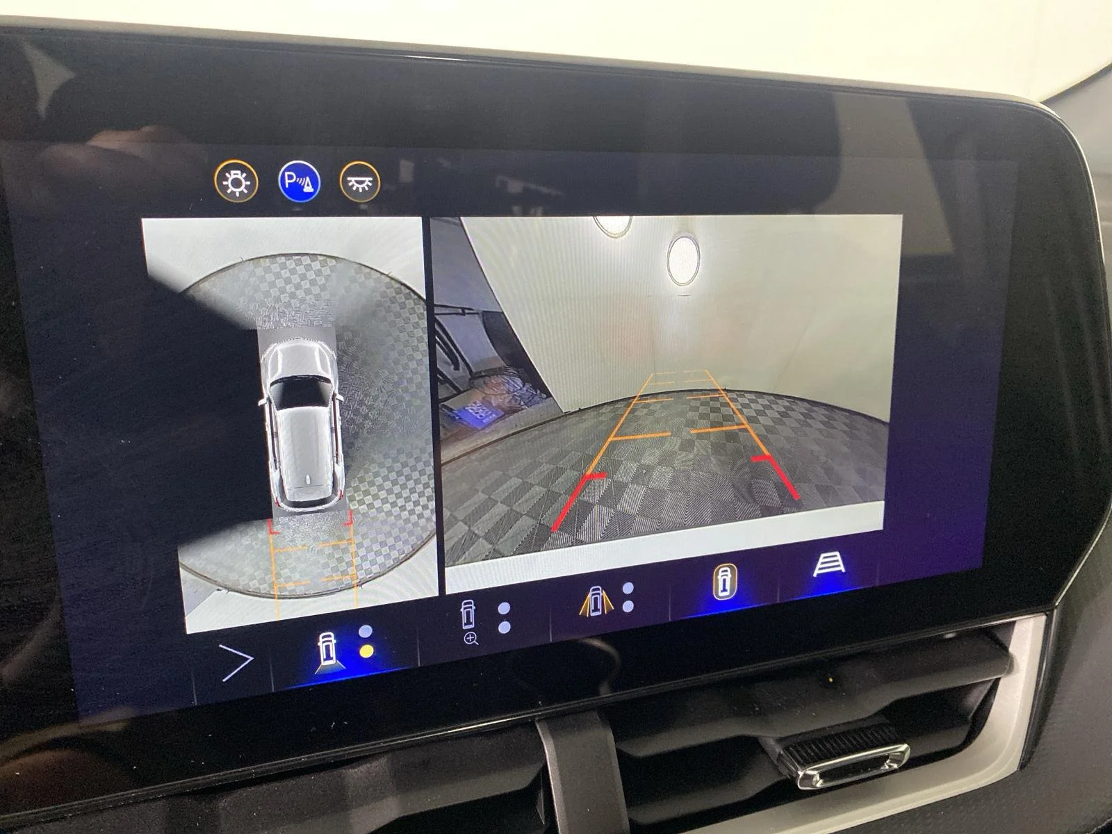 New 2026 Summit White Chevrolet LT image 18