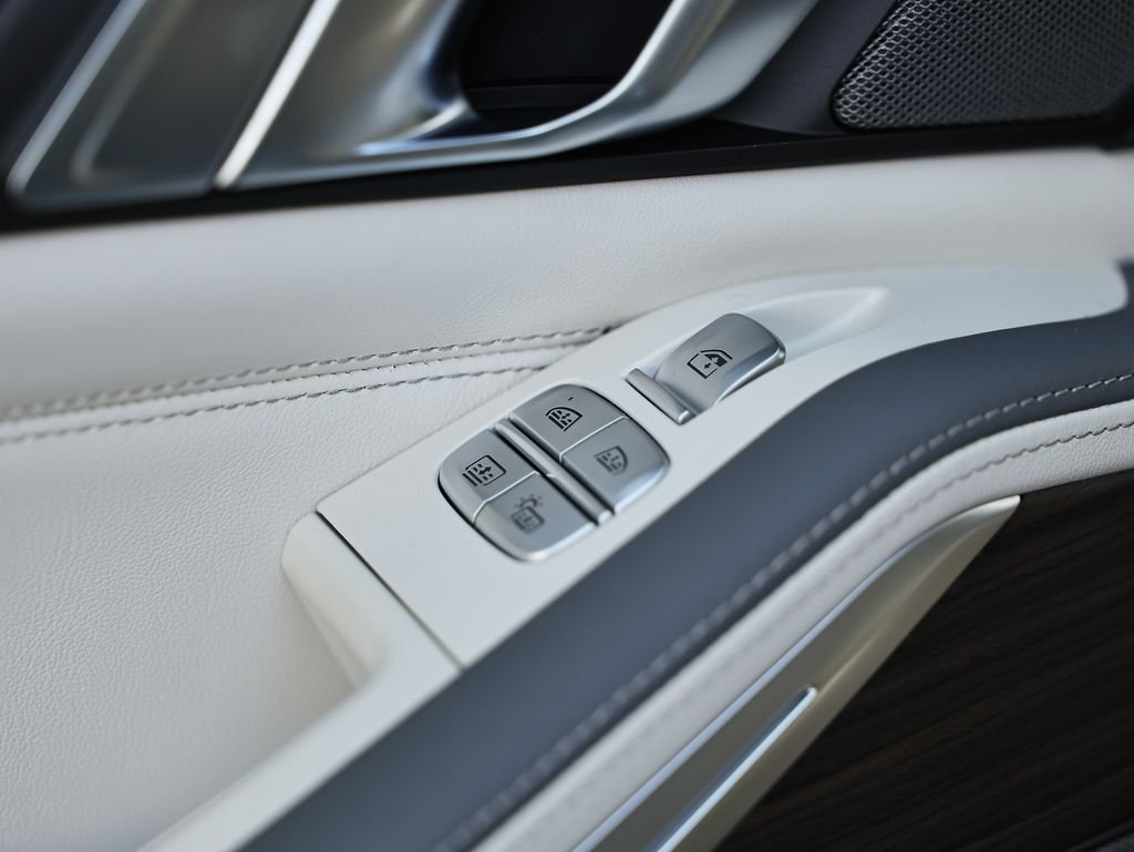 New 2027 Blue Ridge Mountain Metallic BMW xDrive40i image 25
