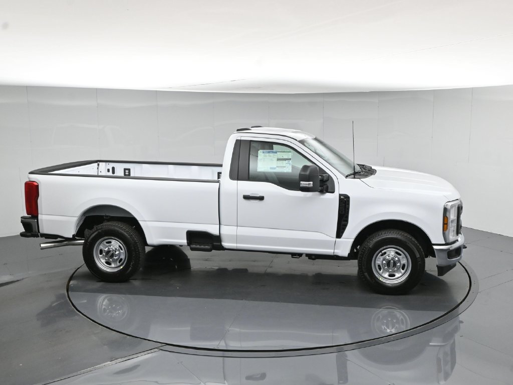 New 2027 Oxford White Ford XL image 48