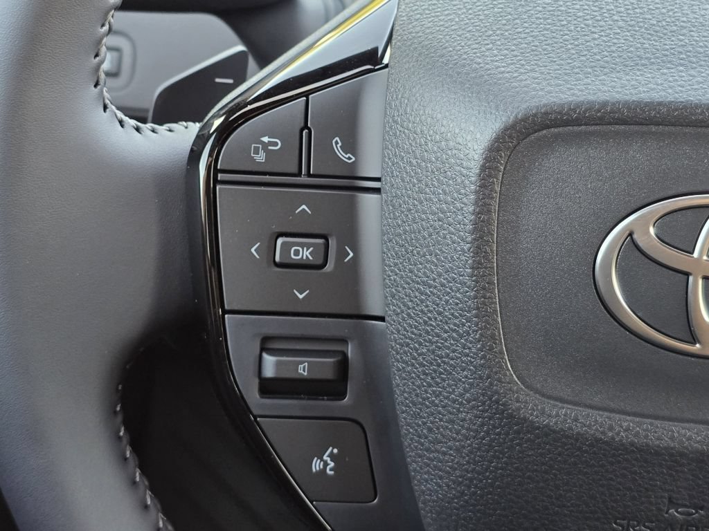 New 2026 Wind Chill Pearl Toyota SE image 14