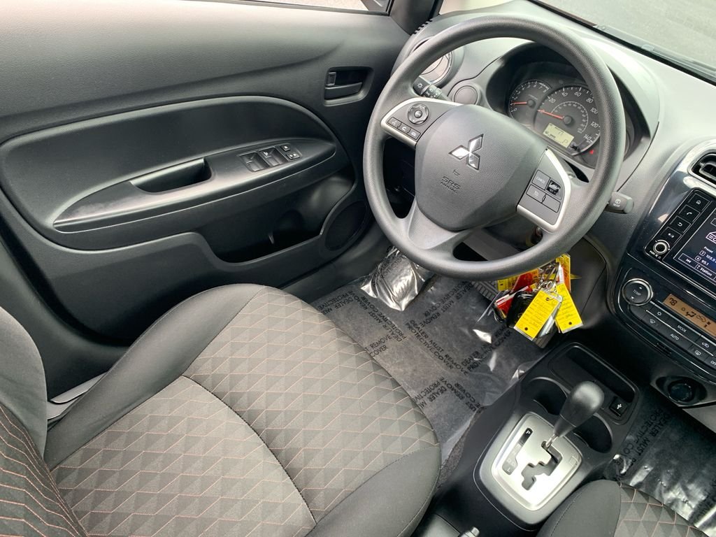 Used 2024  Mitsubishi ES image 26