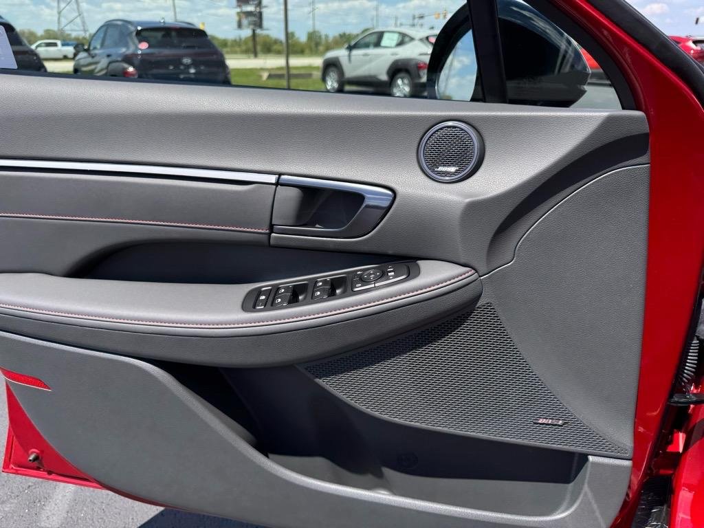 2025 Hyundai Sonata N Line - Photo 8