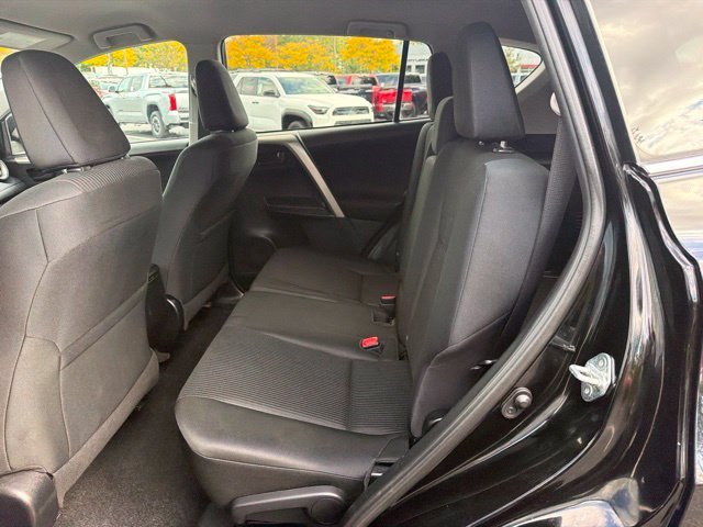 Used 2015 Black Toyota LE image 21