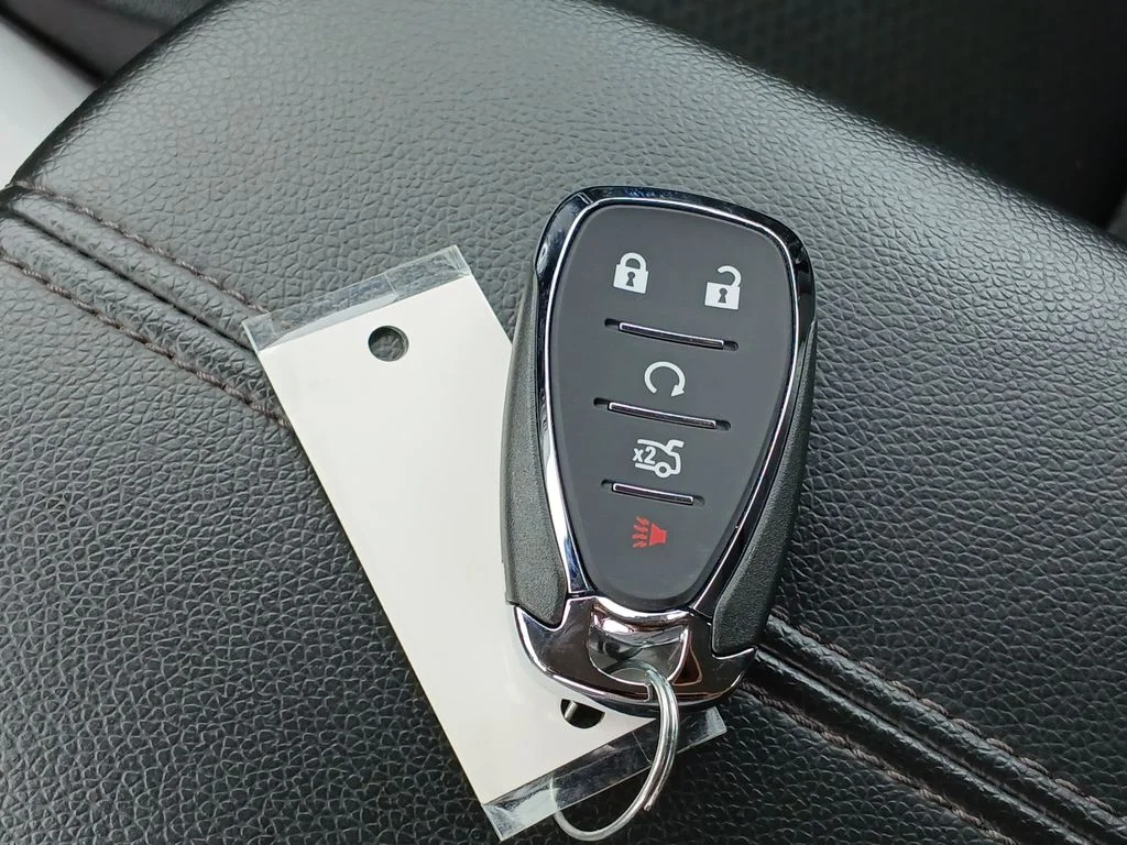 Used 2024 Gray Chevrolet LT image 25