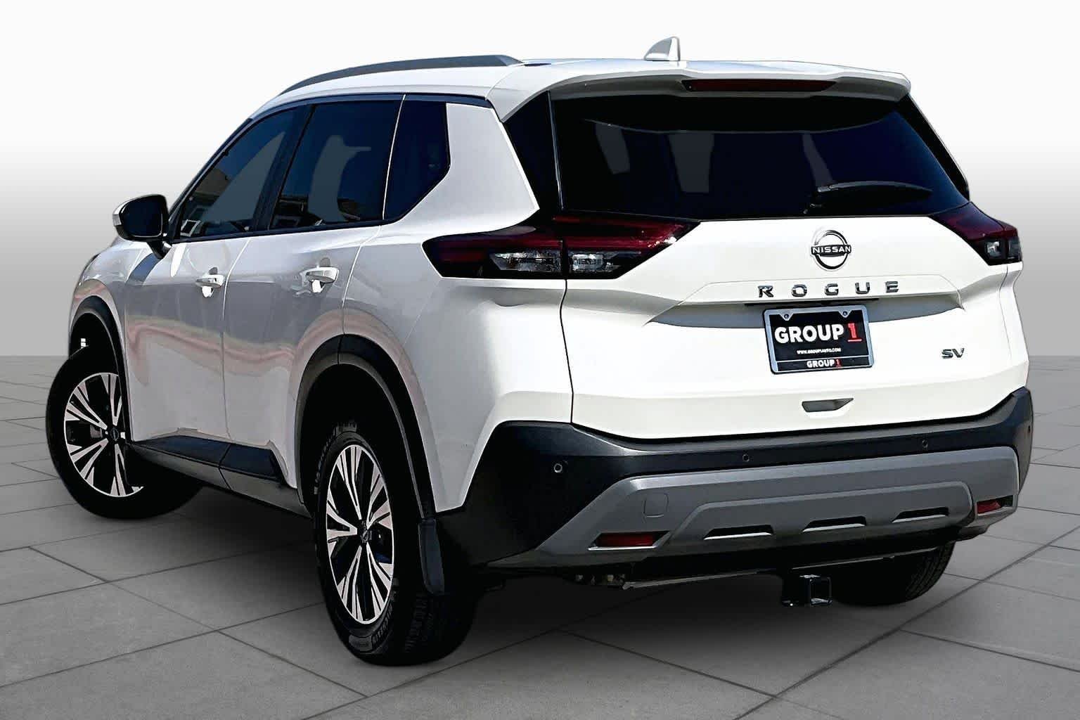 Certified Used 2023 Pearl White Tricoat Nissan SV image 12