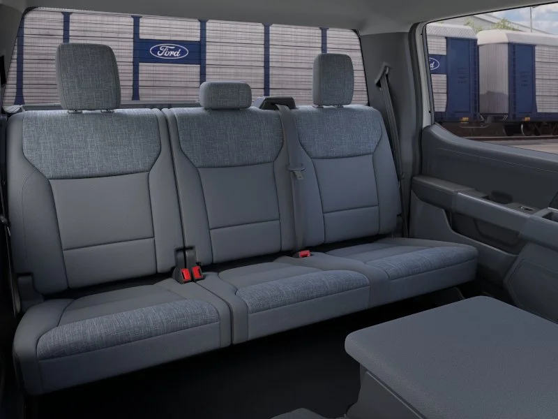 New 2026 Oxford White Ford XLT image 23