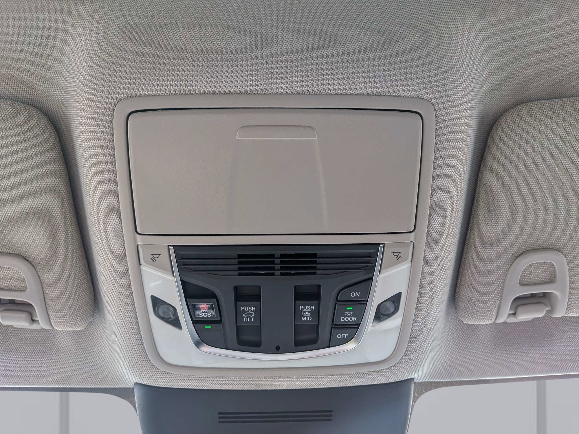 Certified Used 2026 Platinum White Pearl Acura Technology Package image 65