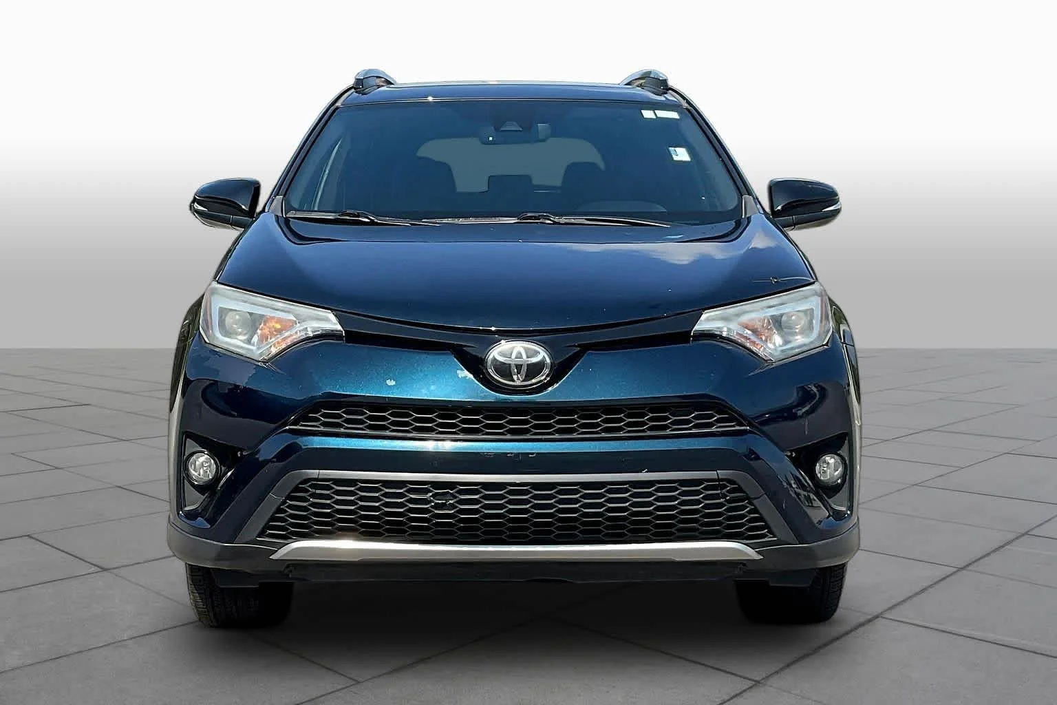 Used 2017 Galactic Aqua Mica Toyota SE image 4