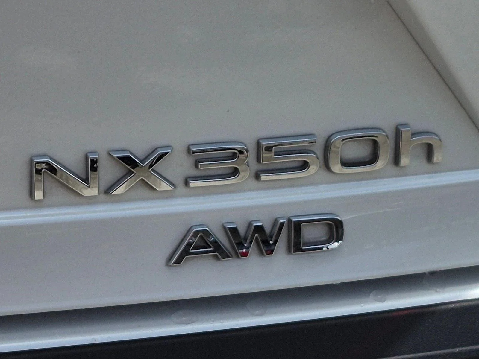 Certified Used 2025 Eminent White Pearl Lexus NX 350h Premium image 19