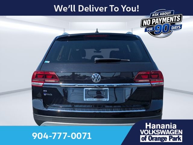 Used 2018 Black Volkswagen 2.0T SE w/Technology image 4