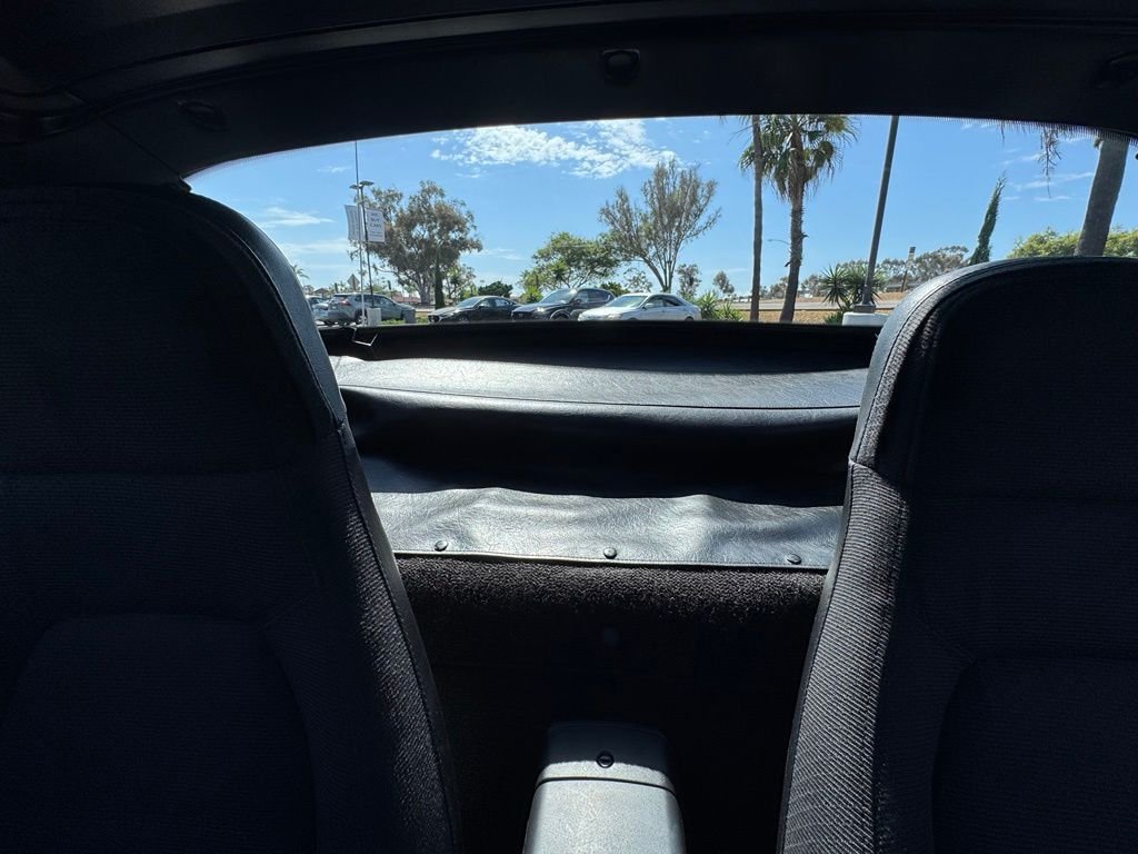 Used 1990 Classic Red Mazda Base image 18