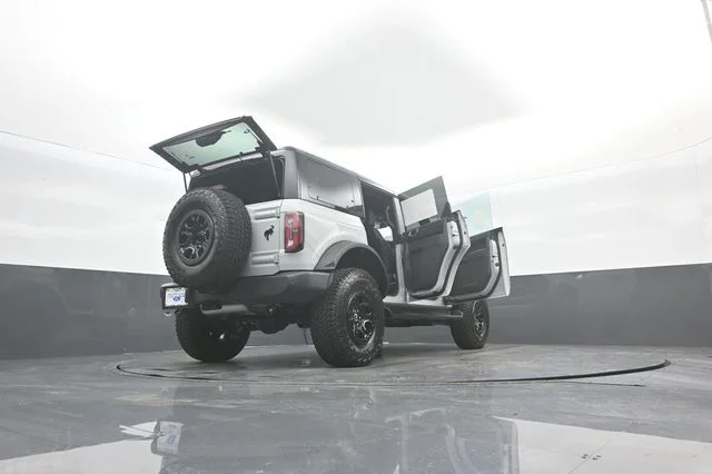 New 2026 Avalanche Gray Ford Outer Banks® image 40