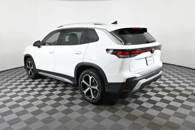 New 2026 Pure White Volkswagen SE image 10