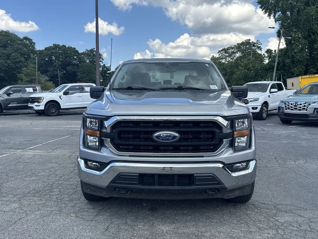 Used 2023 Silver Ford XLT image 2
