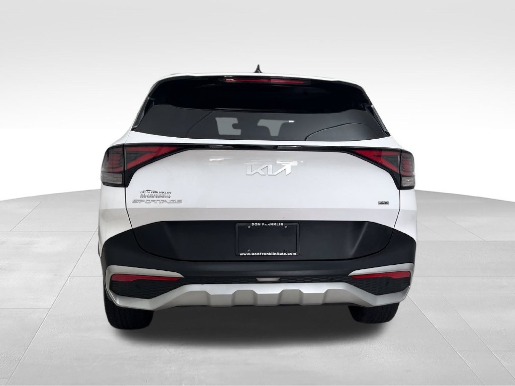 Used 2024 White Kia EX image 4