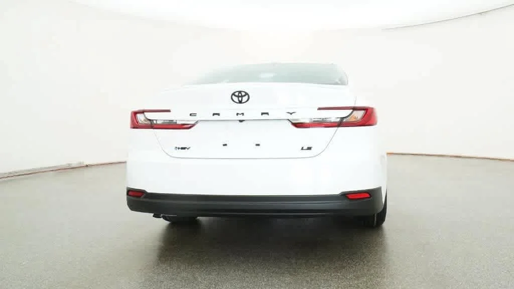 New 2026 Ice Cap Toyota LE image 23