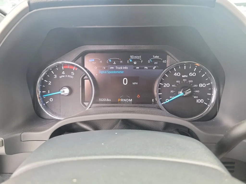 Used 2022 Black Ford LARIAT image 11