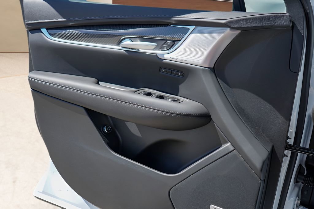 2026 Cadillac XT5 Sport - Photo 17