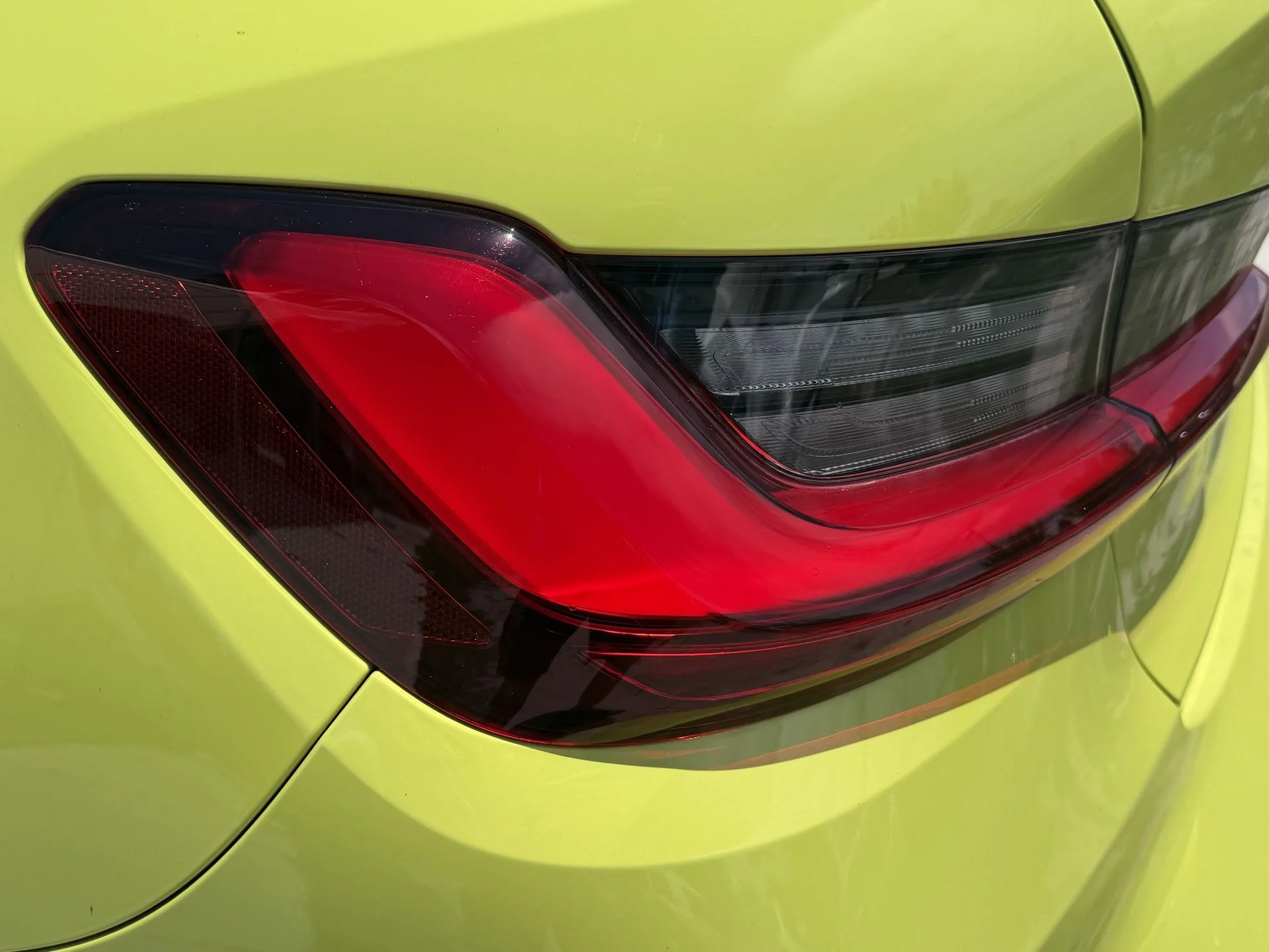 Used 2023 Sao Paulo Yellow BMW Competition image 11