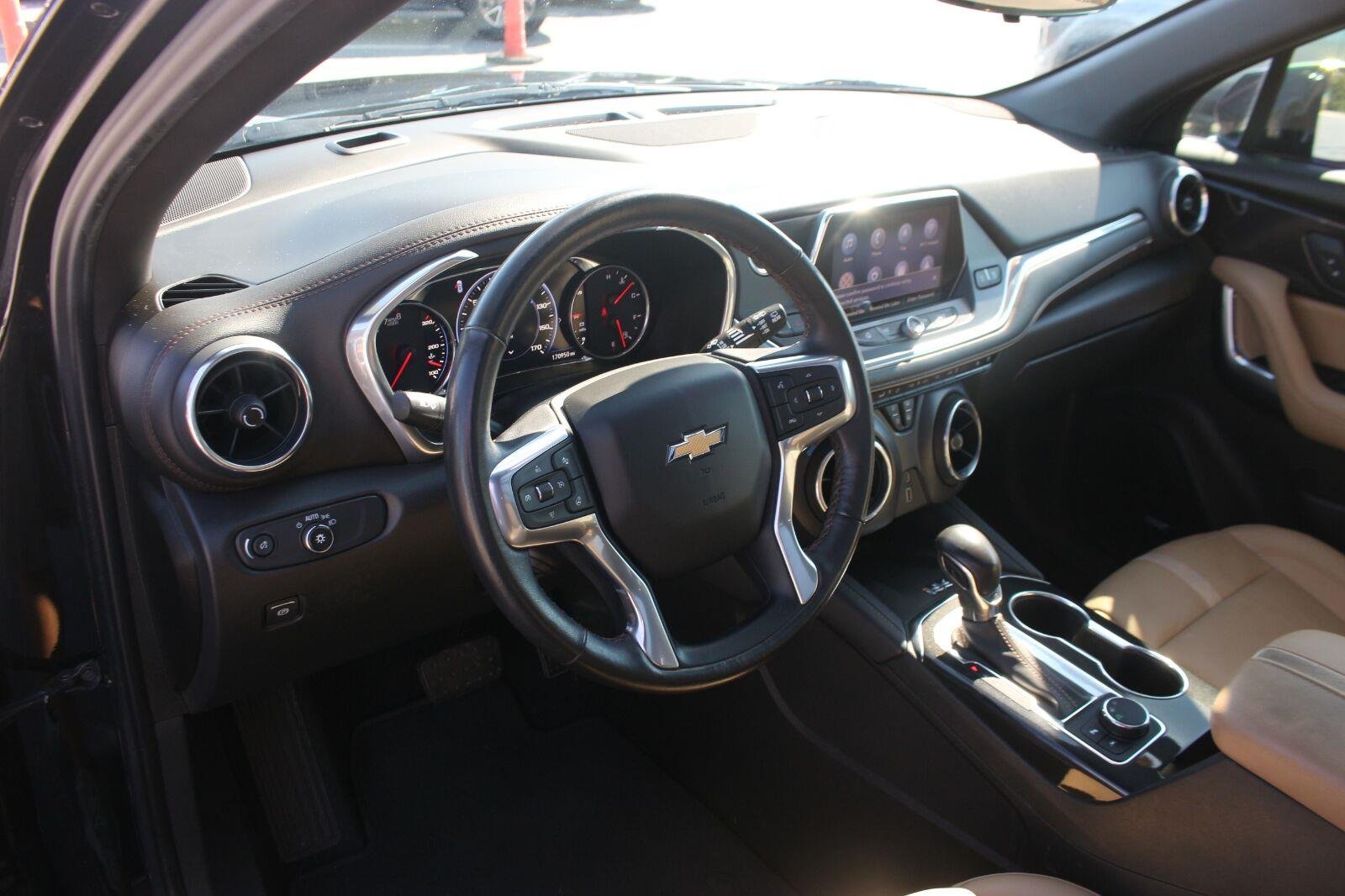 Used 2020 BLACK Chevrolet Premier image 18