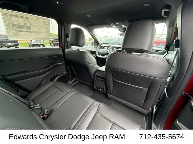 New 2026 Red Hot Pearlcoat Jeep Limited image 31