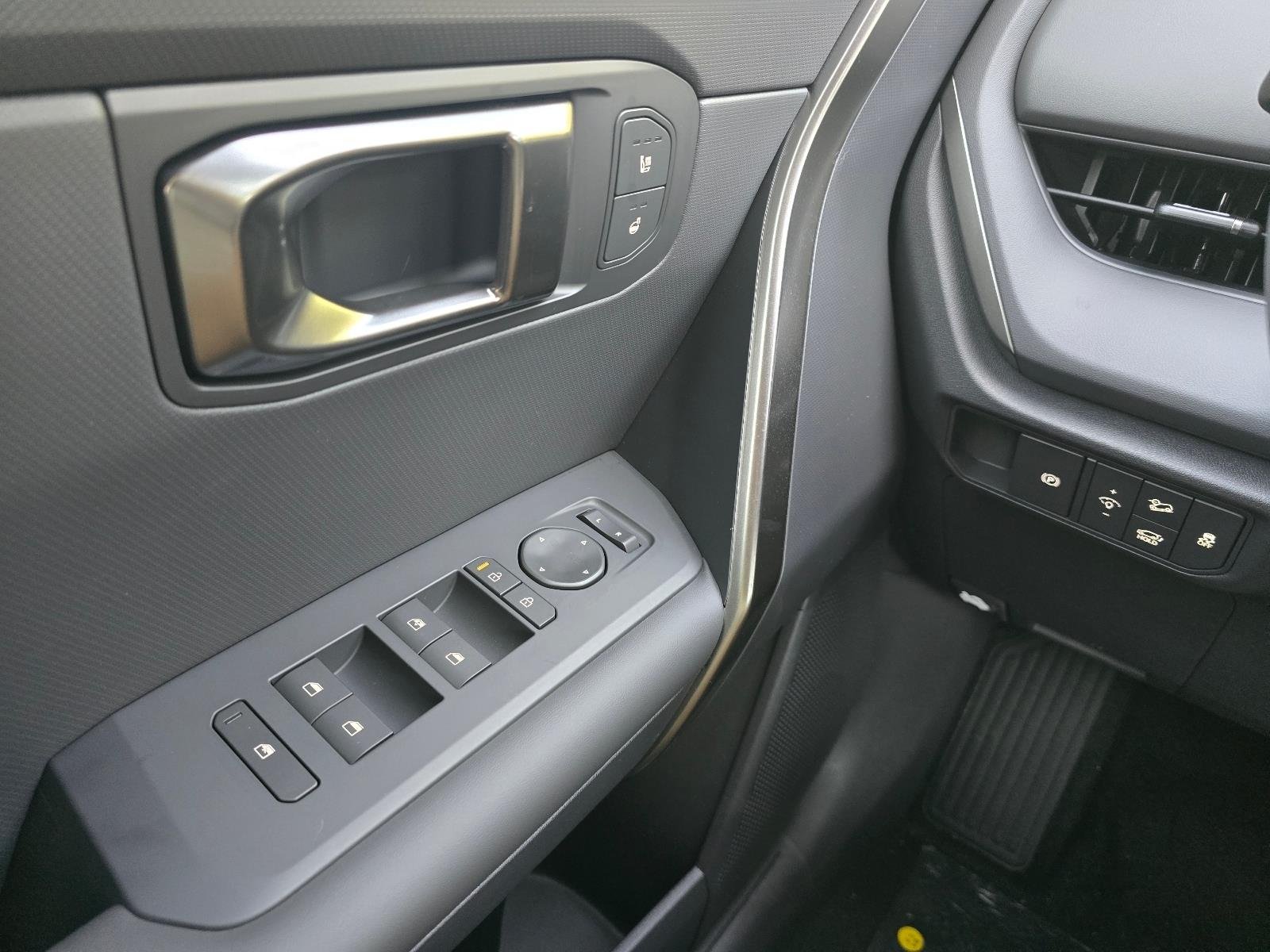 New 2027 Frost Blue Kia X-Line S image 11