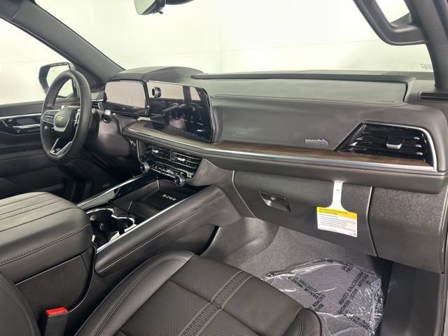 2026 Chevrolet Suburban High Country - Photo 10