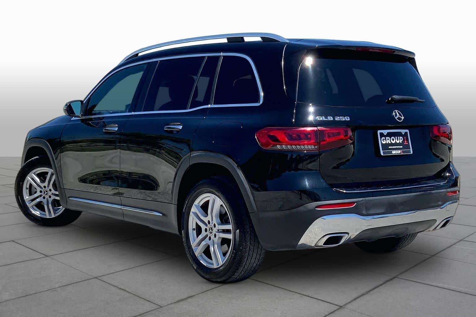 Used 2023 Night Black Mercedes-Benz GLB 250 image 12