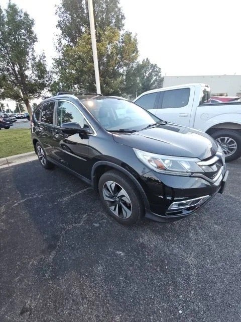 Used 2015 Black Honda Touring image 2