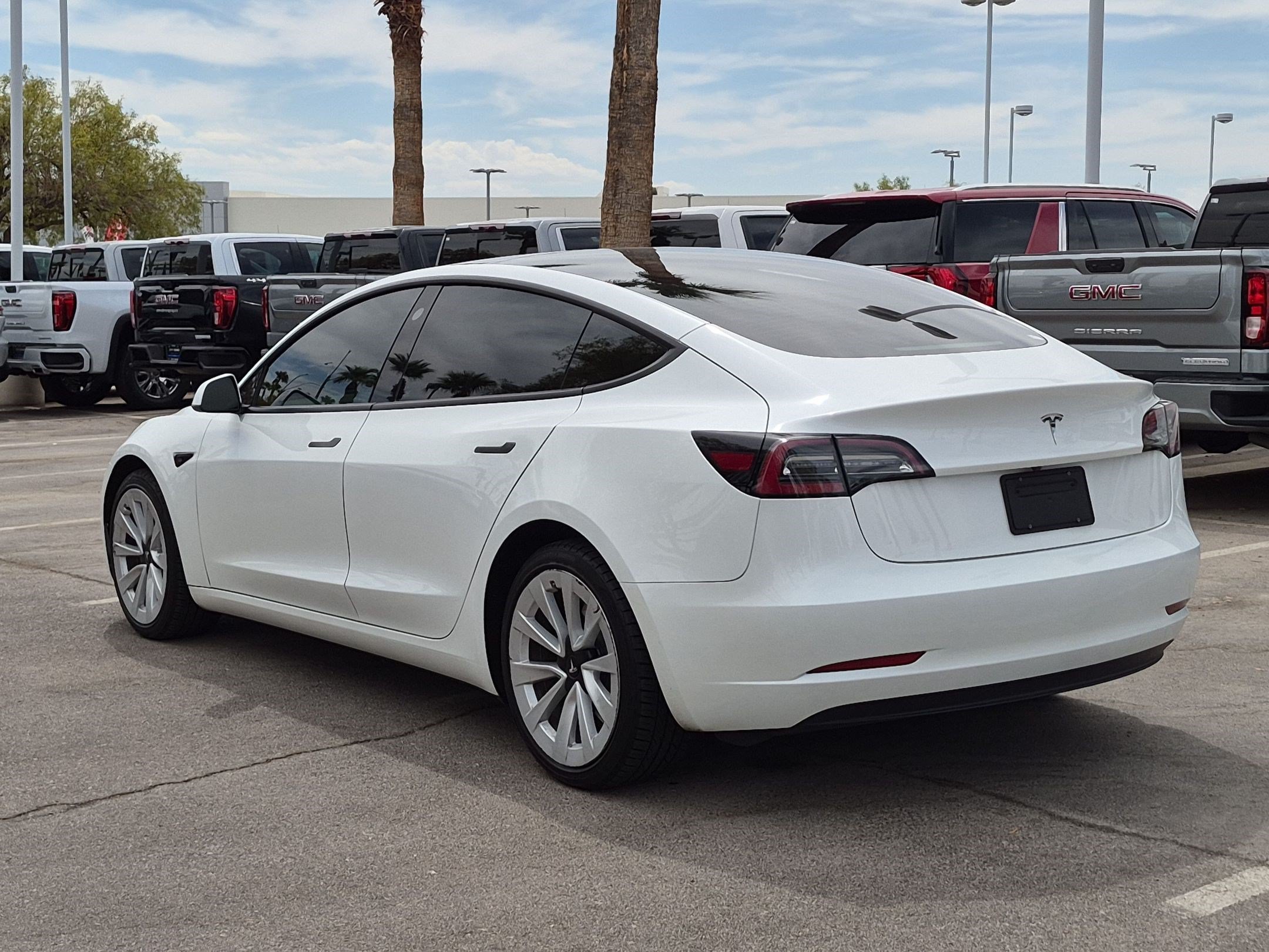 Used 2023 Pearl White Multi-Coat Tesla Base image 3