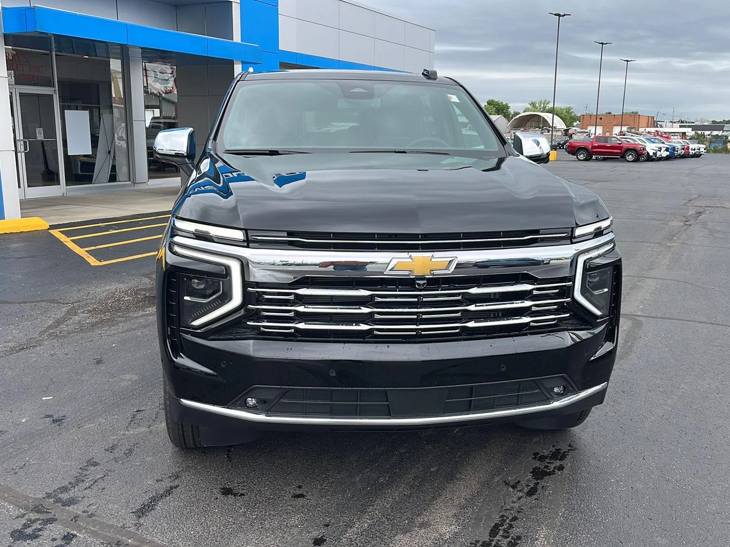 2026 Chevrolet Suburban Premier - Photo 9