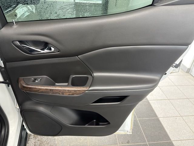 2021 GMC Acadia Denali - Photo 13