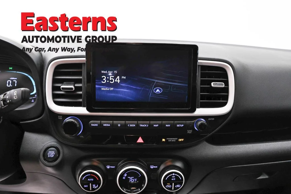 Used 2023 Red Hyundai Limited image 12