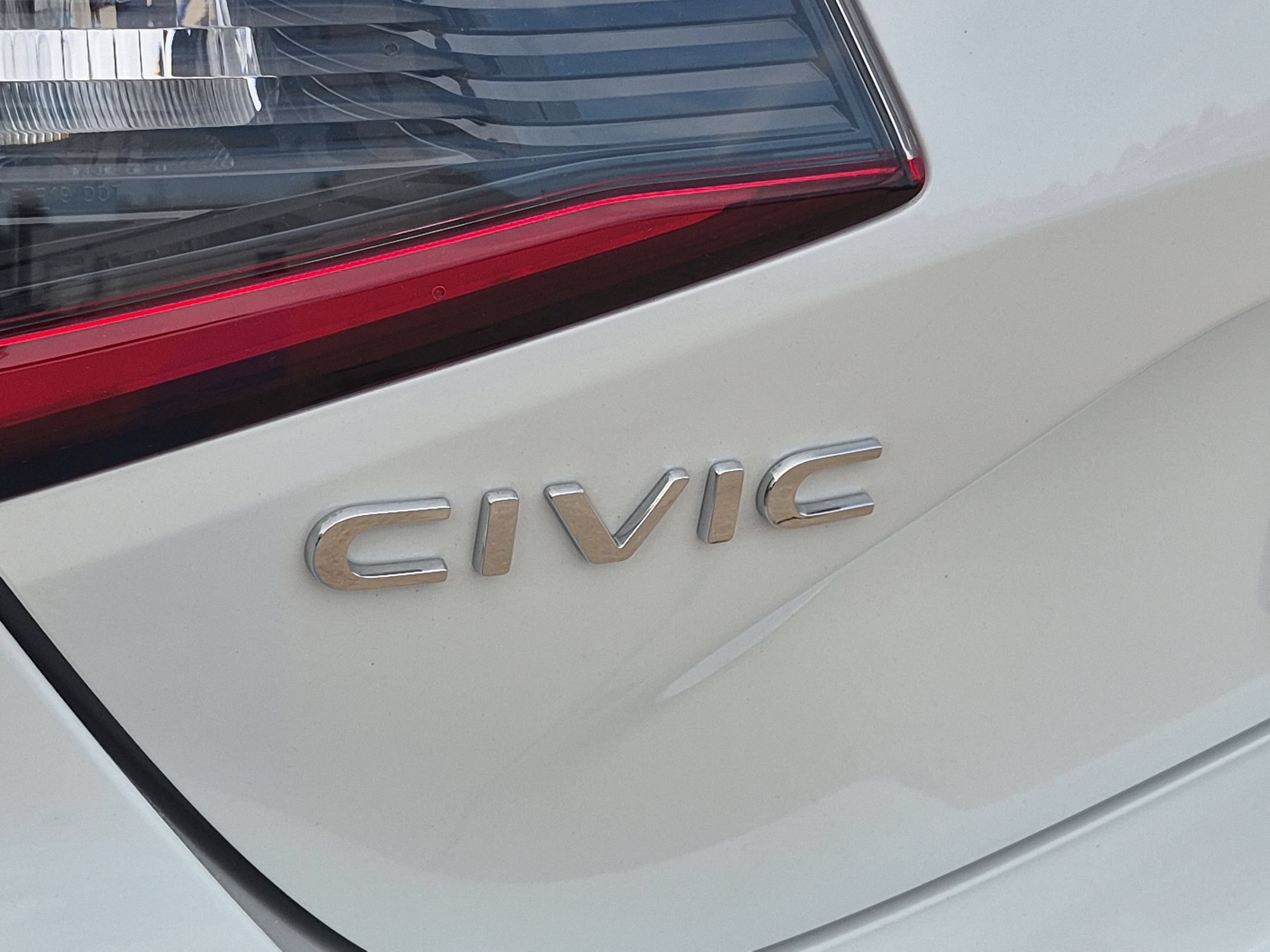2025 Honda Civic Hatchback Sport Touring - Photo 30