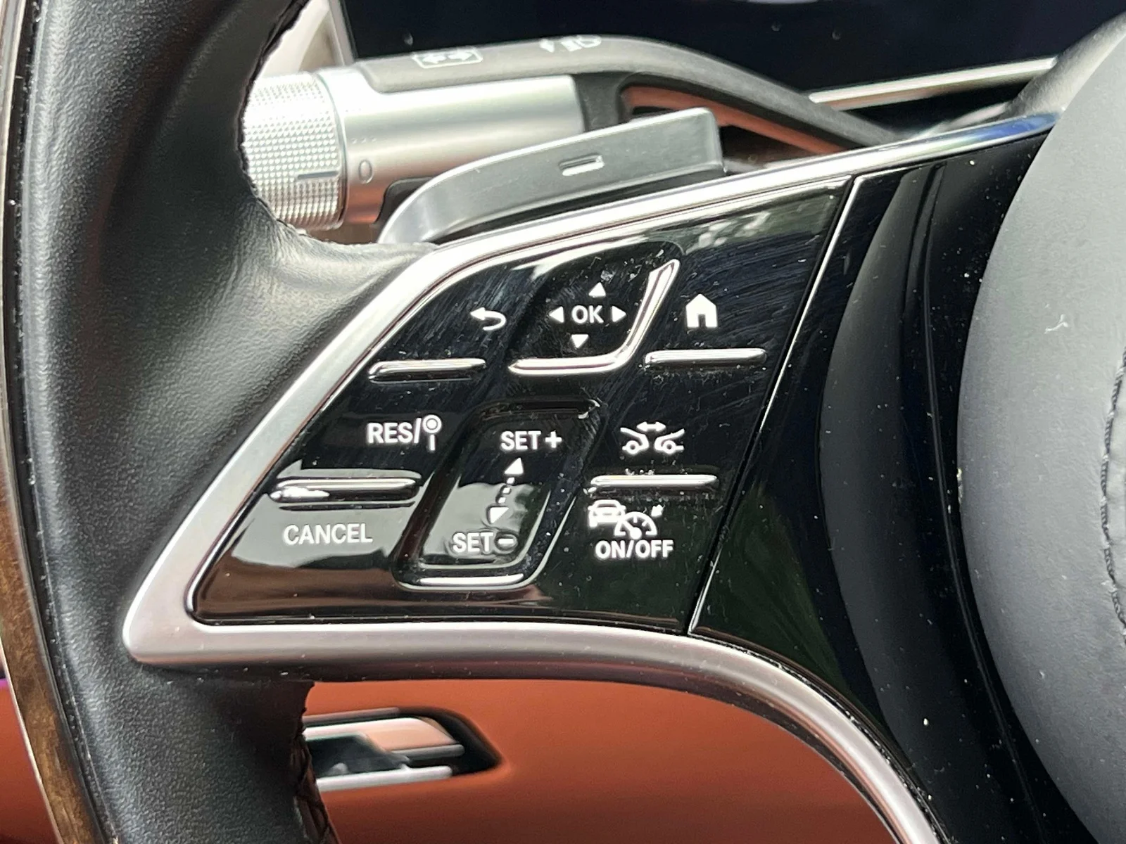 Certified Used 2022 Black Mercedes-Benz S 580 image 23