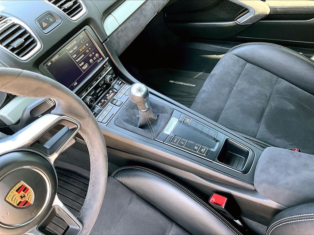 Used 2016 Silver Porsche GT4 image 17