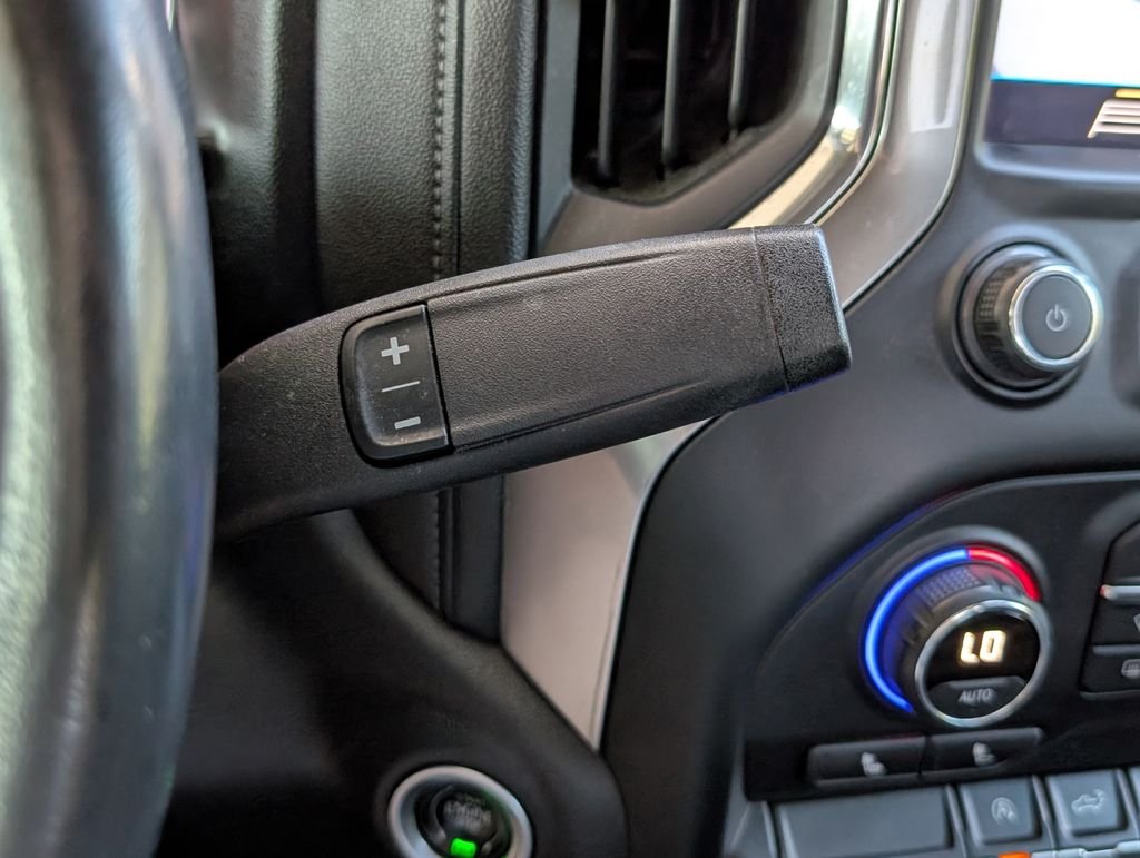 Used 2020 SUMMIT WHITE Chevrolet LT image 9