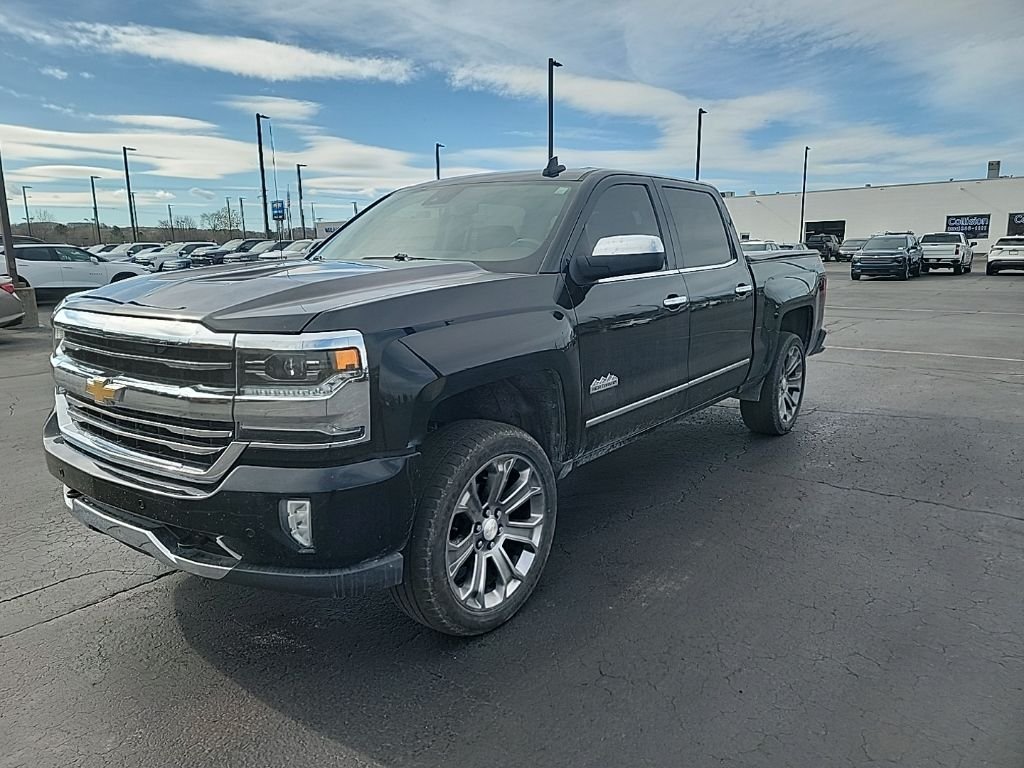 Used 2018 Black Chevrolet High Country image 2