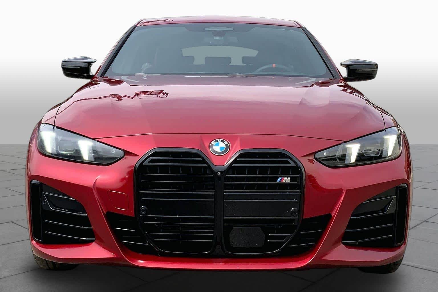 New 2026 Vegas Red Metallic BMW M440i xDrive image 3
