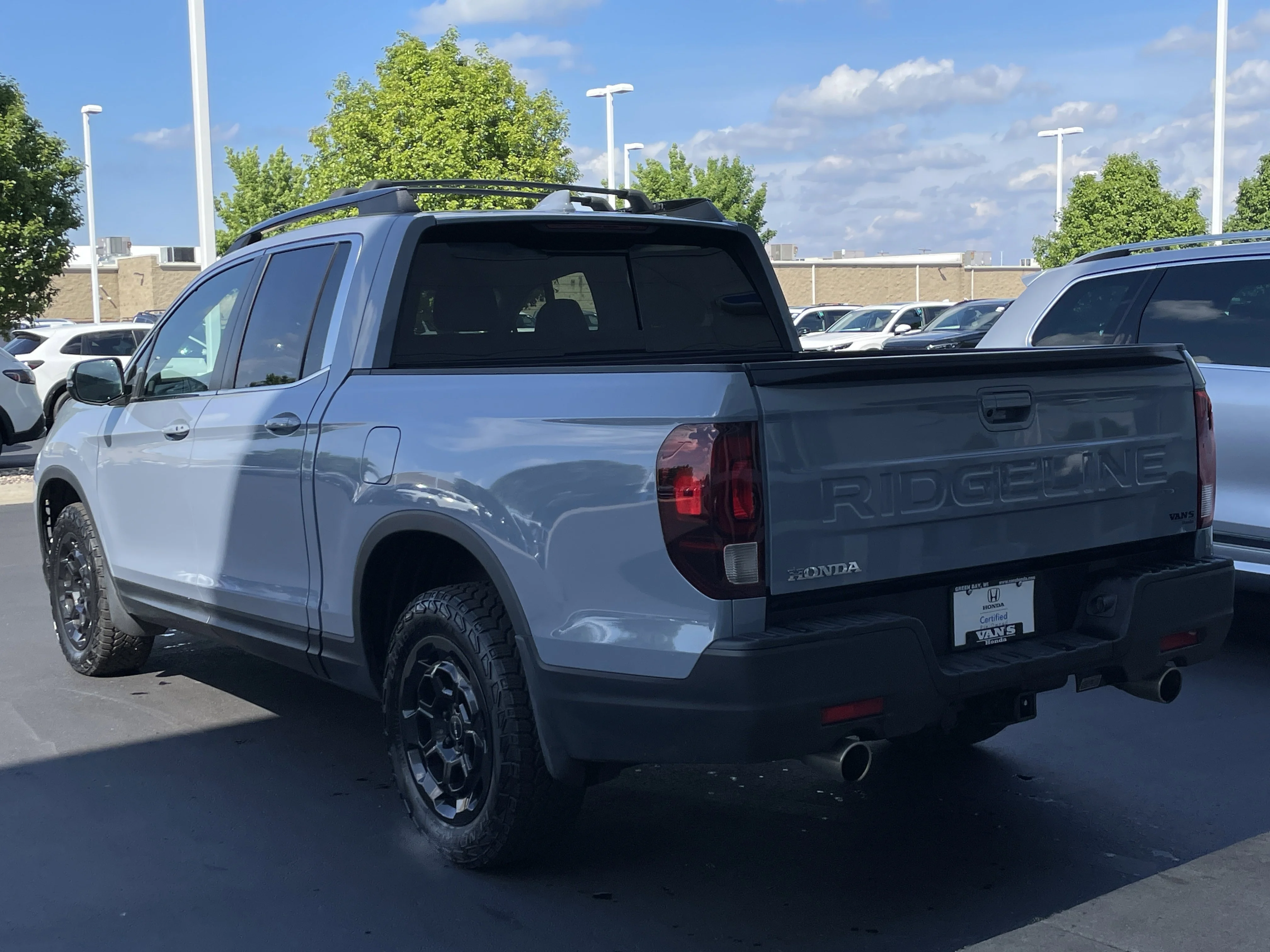 Certified Used 2025 Gray Pearl Honda RTL+ image 5