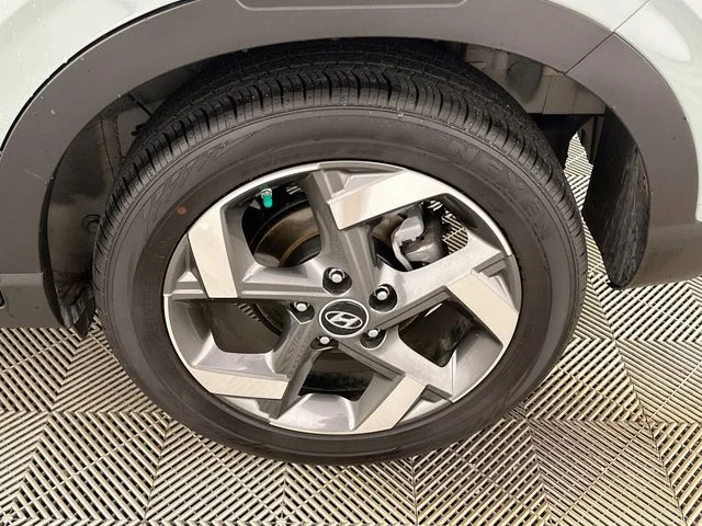 Certified Used 2025 Green Hyundai Limited image 22