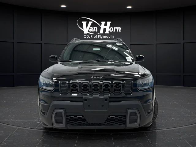 New 2026 Diamond Black Crystal Pearl-Coat Exterior Paint Jeep Laredo image 2