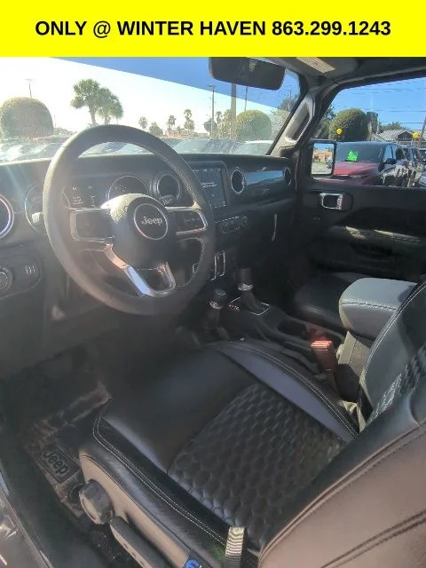 Used 2023 Gray Jeep Sahara image 7