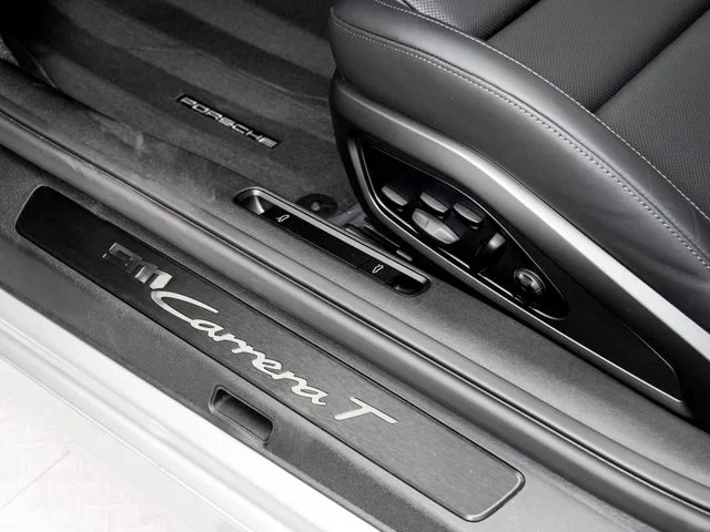 Certified Used 2024  Porsche Carrera T image 9