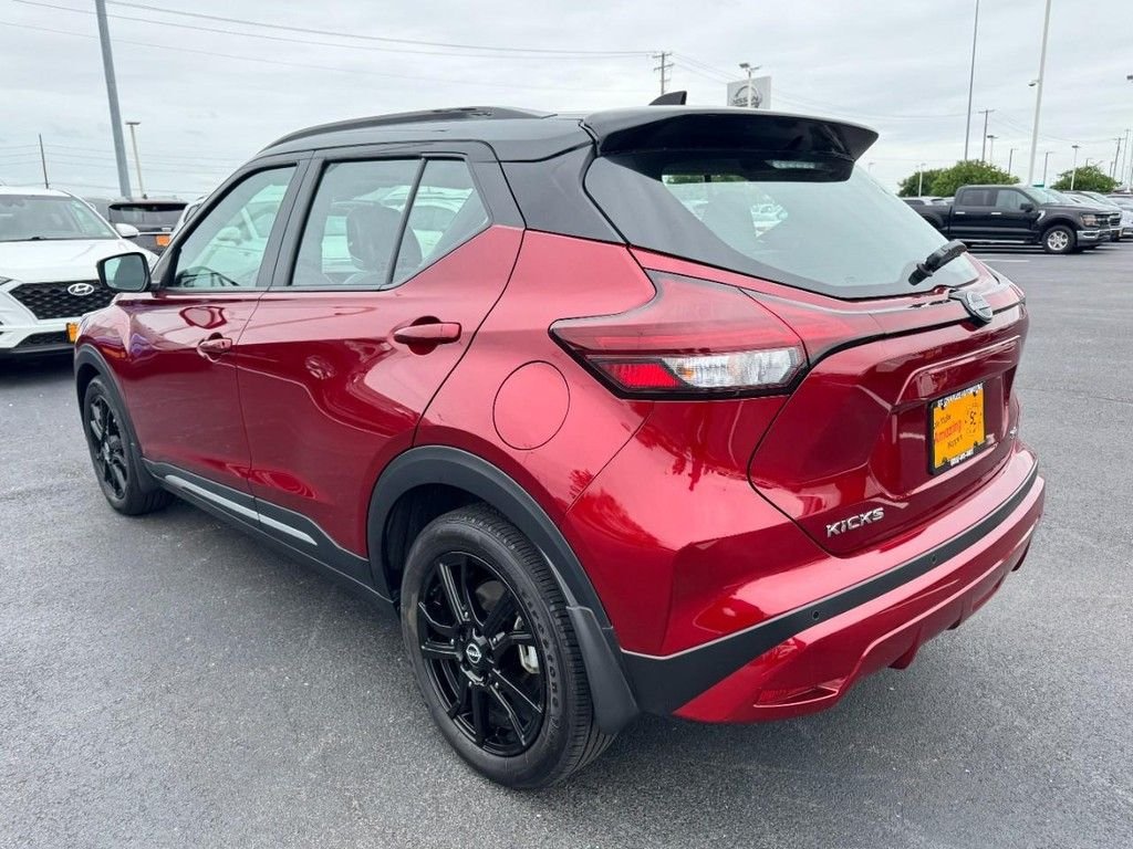 Used 2023 Red Nissan SR image 5