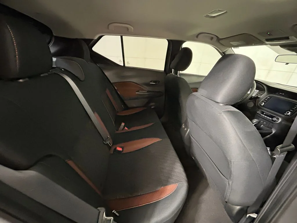 Used 2024 Gray Nissan SR image 17