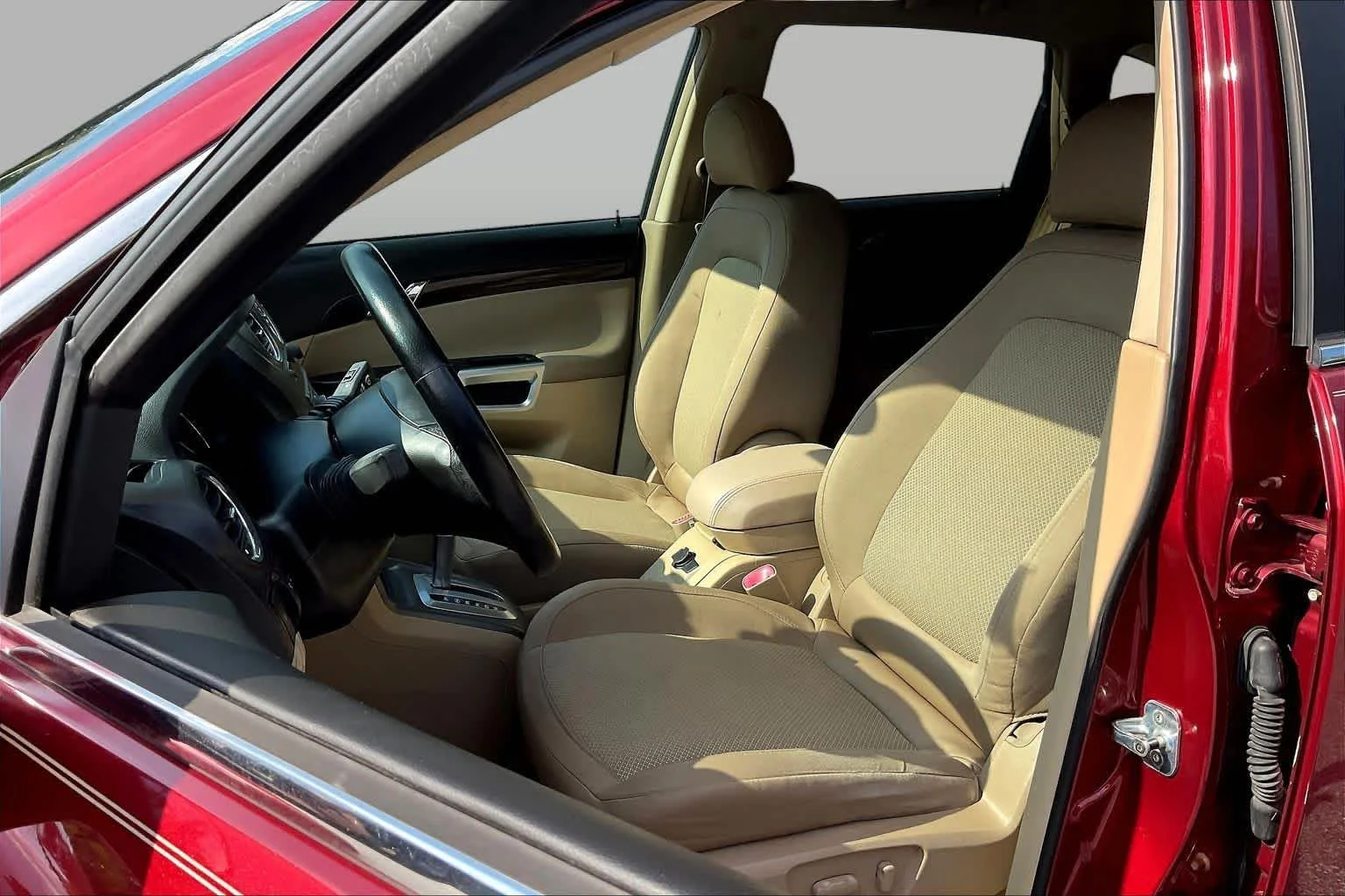 Used 2008 Ruby Red Saturn XR image 7