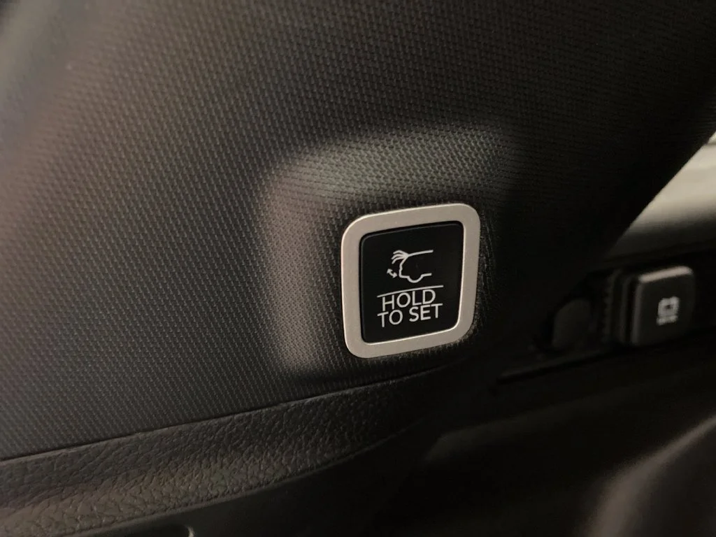 Used 2025 Gray Jeep Laredo image 10