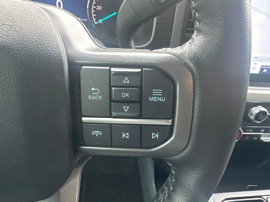 Used 2021 Red Ford XLT image 19